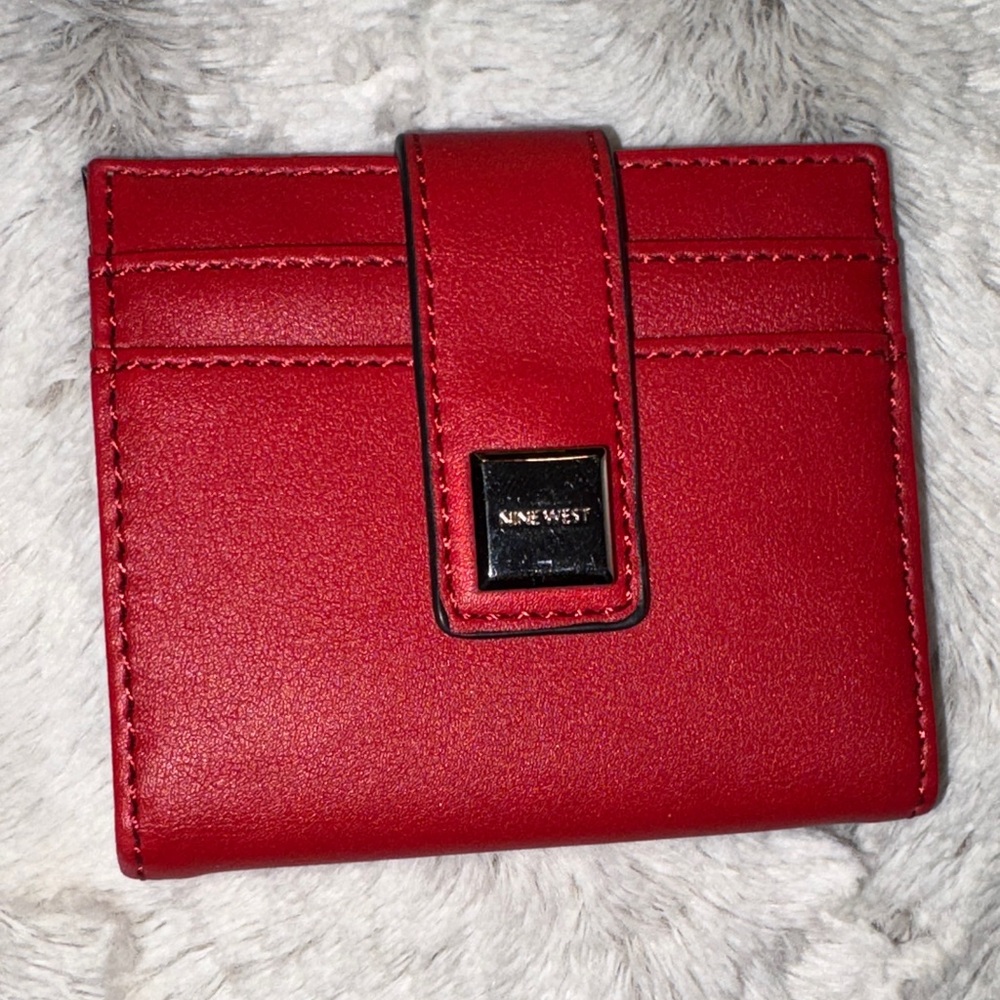 Nine West Scarlet Card Holder